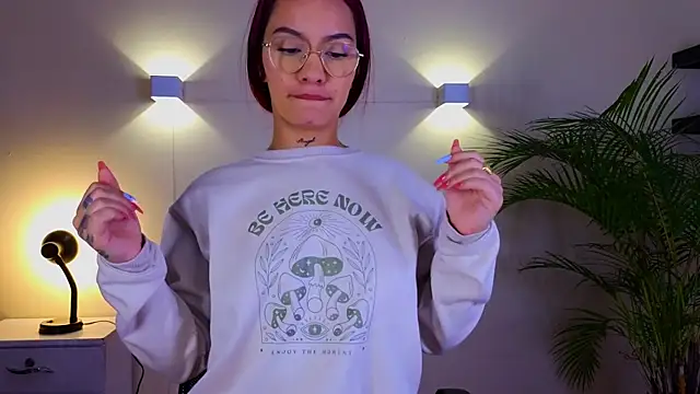 Snapshot of gracehall_1 chatting on 6, 3, 2026 gracehall 1 online show from 6, 3, 2026