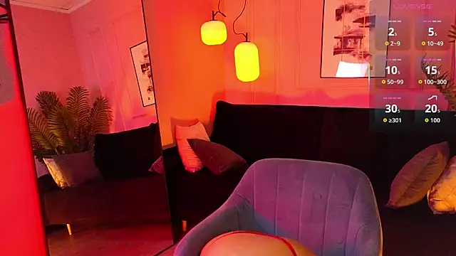 Snapshot of AshleyLuxy chatting on 9, 11, 2025 AshleyLuxy online show from 9, 11, 2025