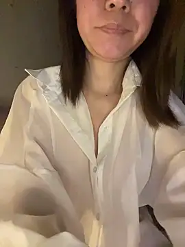 Snapshot of LLLauren_999 chatting on 21, 10, 2025 LLLauren 999 online show from 21, 10, 2025