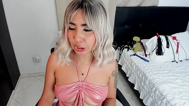 Emilyvalk  online show from 11, 6, 2026