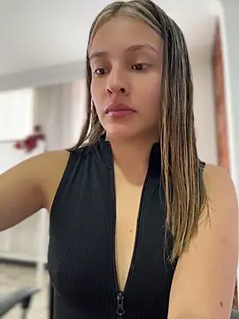 Talia Bonet online show from 4, 8, 2026