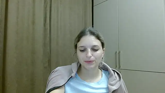 ElisSky301 online show from 25, 10, 2025
