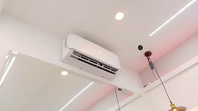 Snapshot of Emily_Baby20 chatting on 11, 2, 2026 Emily Baby20 online show from 11, 2, 2026