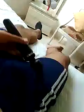 Snapshot of Alexxx_feethis chatting on 10, 11, 2025 Alexxx feethis online show from 10, 11, 2025