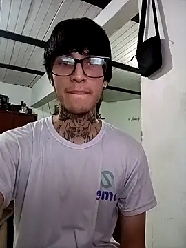 Snapshot of sflps chatting on 12, 3, 2026 sflps online show from 12, 3, 2026