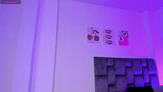 kittymonroe1 online show from 5, 5, 2026