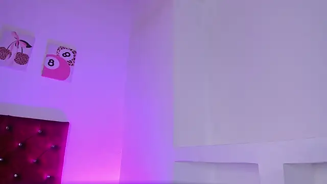 kittymonroe1 online show from 24, 6, 2026