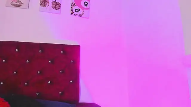 kittymonroe1 online show from 16, 7, 2026