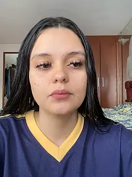 Selena Roa online show from 7, 5, 2026