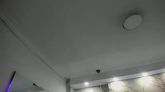 mirandaduboiss online show from 28, 2, 2026