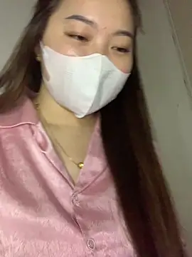 Snapshot of helo-kitty chatting on 13, 2, 2026 helo-kitty online show from 13, 2, 2026