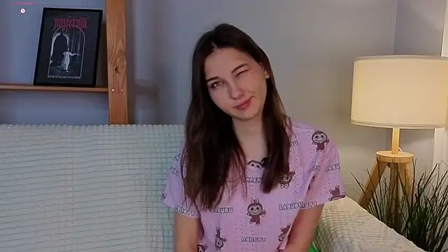 KateCahee online show from 25, 11, 2025