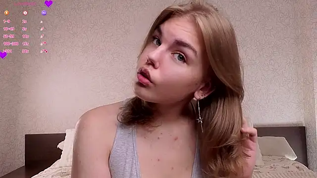 Snapshot of MelodyBaur chatting on 27, 7, 2026 MelodyBaur online show from 27, 7, 2026