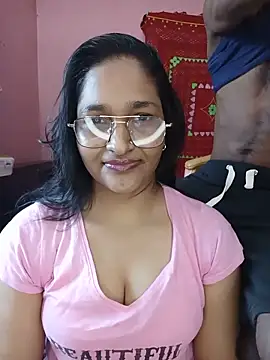 Snapshot of CoupleShow_432 chatting on 13, 5, 2026 CoupleShow 432 online show from 13, 5, 2026