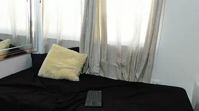 Jake HallsHot online show from 21, 10, 2025