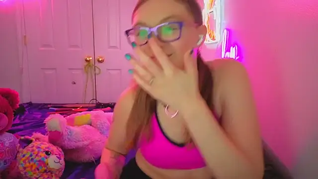 daddysprincess731 online show from 25, 4, 2026