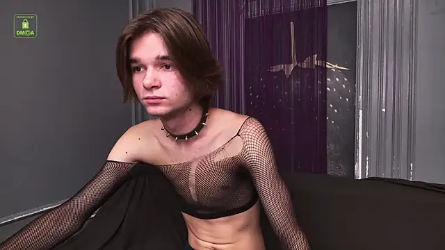 Snapshot of DavidLeatherhofff chatting on 26, 11, 2025 DavidLeatherhofff online show from 26, 11, 2025