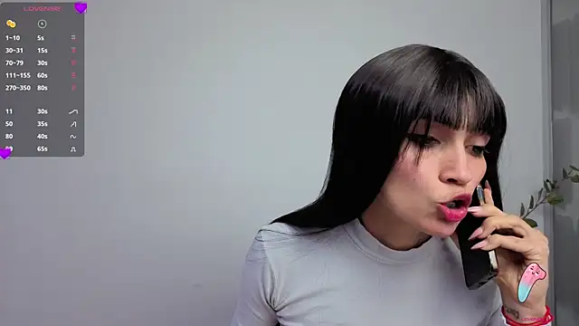 chloehanna online show from 25, 6, 2026