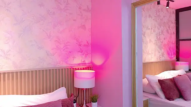 AdelineJhones online show from 6, 3, 2026