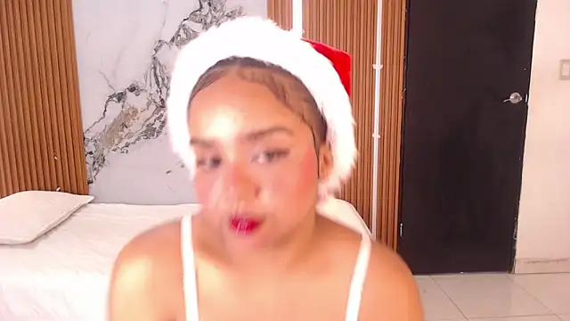 rosselyn  online show from 13, 12, 2025