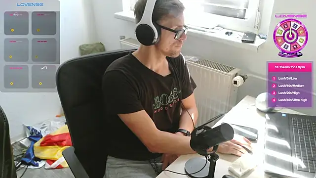 StephPra94 online show from 3, 8, 2026