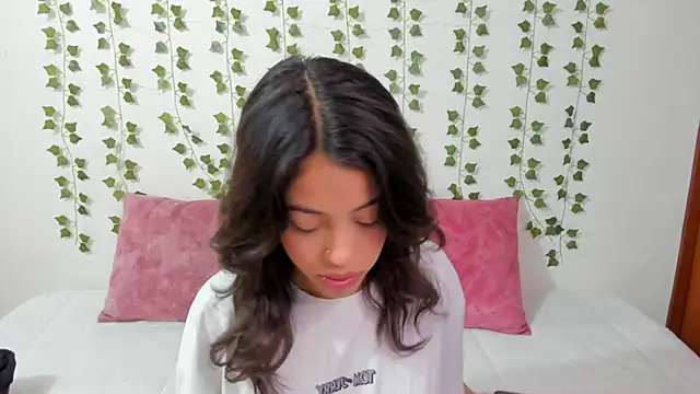 emily jonessxx online show from 14, 2, 2026