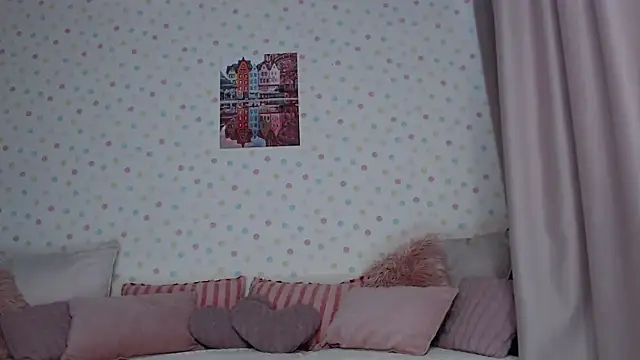 little paw  online show from 14, 11, 2025