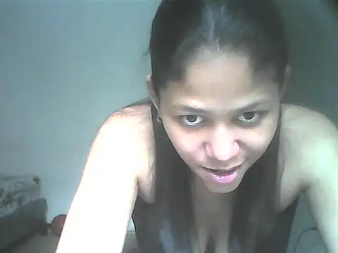Yanananyx online show from 27, 10, 2025