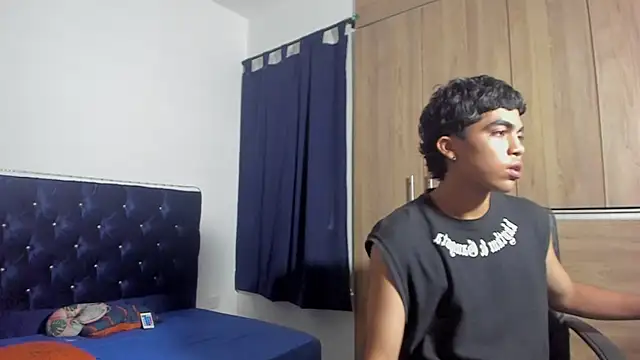 zinhuella420 online show from 25, 10, 2025
