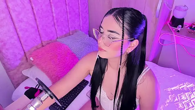Snapshot of laana_foxx chatting on 10, 7, 2026 laana foxx online show from 10, 7, 2026