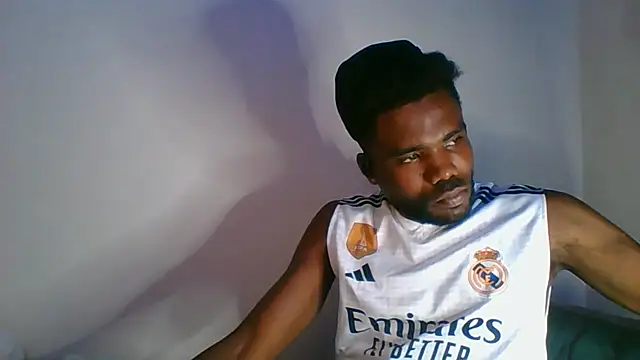 Snapshot of Suamyst_25 chatting on 3, 7, 2026 Suamyst 25 online show from 3, 7, 2026
