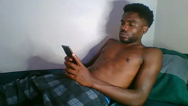 Snapshot of Suamyst_25 chatting on 4, 7, 2026 Suamyst 25 online show from 4, 7, 2026