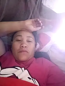 Snapshot of chich-bong chatting on 21, 11, 2025 chich-bong online show from 21, 11, 2025