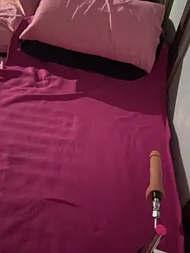 LunaKissing online show from 4, 3, 2026