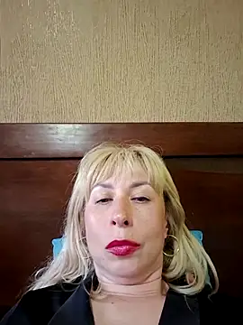 SelinaLovqx online show from 6, 7, 2026