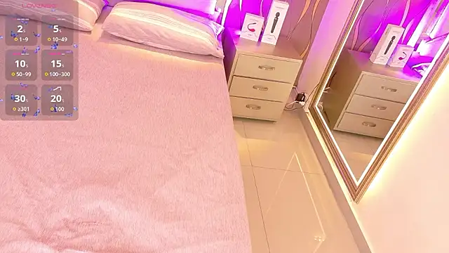 iam nicolle online show from 7, 3, 2026