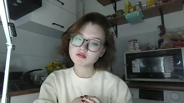 LilysTaylor online show from 27, 10, 2025