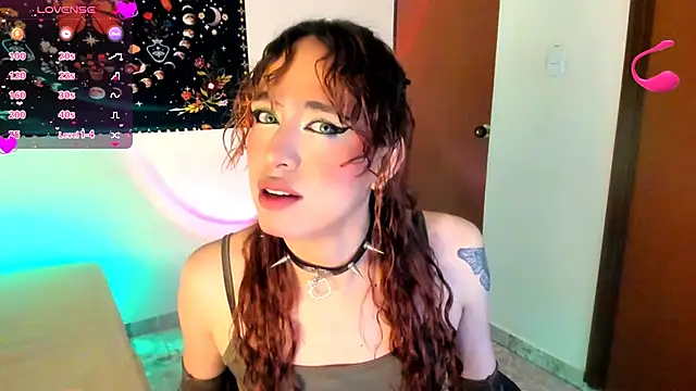 AdelineEsposito online show from 3, 11, 2025