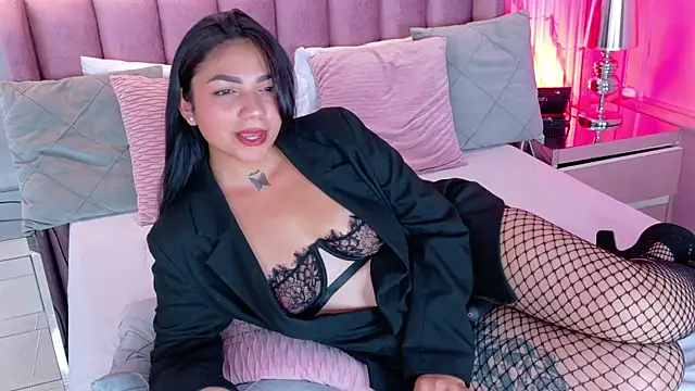 Snapshot of LaurenBecker_ chatting on 14, 5, 2026 LaurenBecker online show from 14, 5, 2026