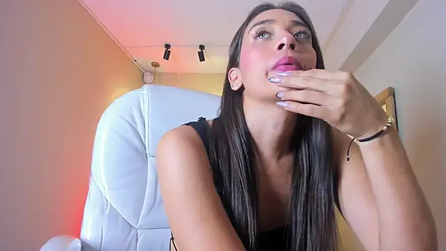 NahimiThompson online show from 7, 5, 2026