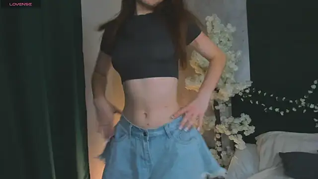 Snapshot of Nika_Jonson chatting on 29, 6, 2026 Nika Jonson online show from 29, 6, 2026
