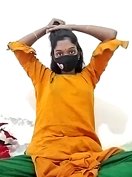 Snapshot of Tushi-10 chatting on 17, 12, 2025 Tushi-10 online show from 17, 12, 2025