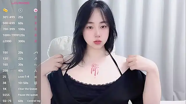 Love-hanzaizai718 online show from 20, 4, 2026