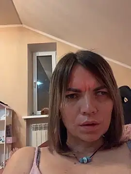 Snapshot of ElizavetaCream chatting on 31, 10, 2025 ElizavetaCream online show from 31, 10, 2025