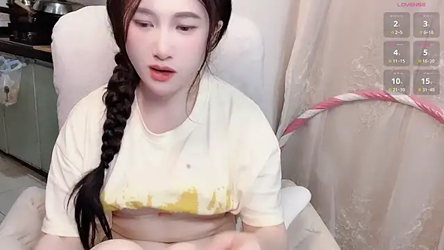 anna-888- online show from 5, 11, 2025