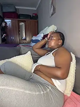 SweetCandy84 online show from 3, 12, 2025