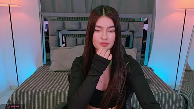 Bella Clark2 online show from 28, 4, 2026