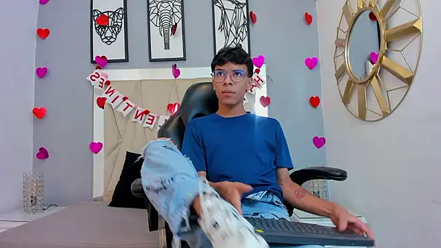 Snapshot of adams_bobby chatting on 16, 2, 2026 adams bobby online show from 16, 2, 2026