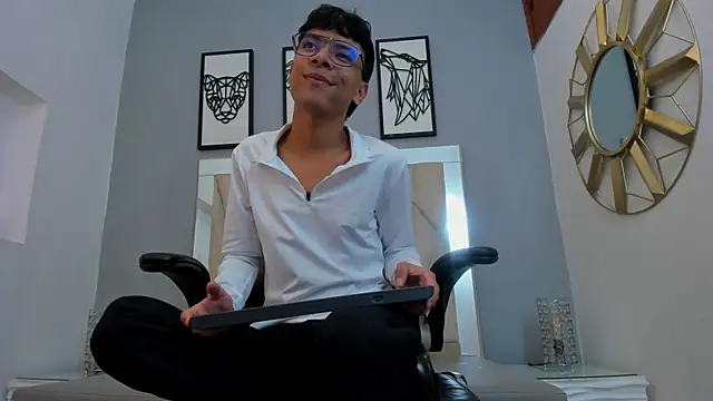 adams bobby online show from 3, 5, 2026