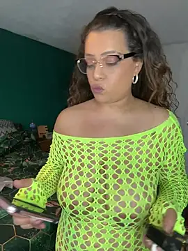 BubblesLovexox online show from 6, 2, 2026